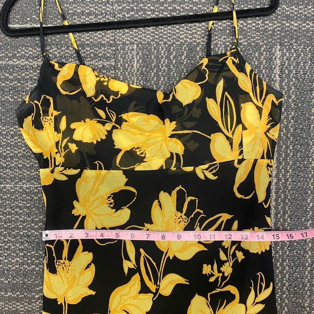 C/MEO On and Off Black and Yellow Floral Print Asymmetrical Midi Dress Sz Large - Picture 12 of 15